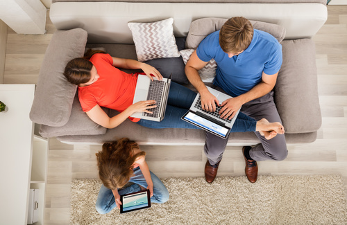 Famiglia e nuove tecnologie: il modello socio-tecnologico
